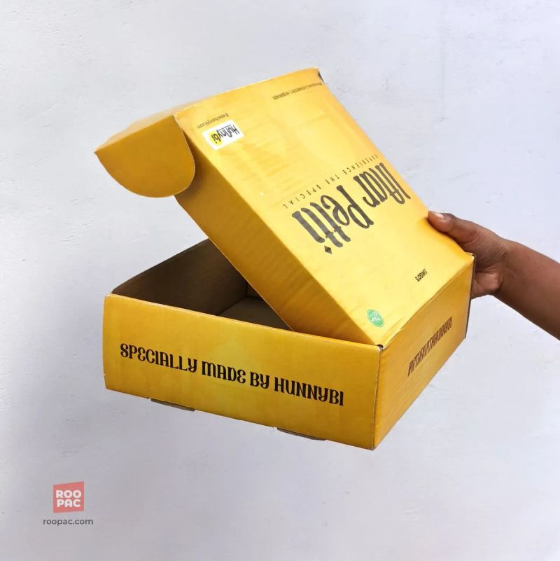 Self-Locking Corrugated Box