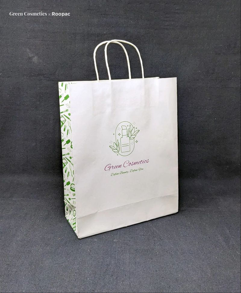 A Cosmetics Retailer in Maldives packaging photo 2