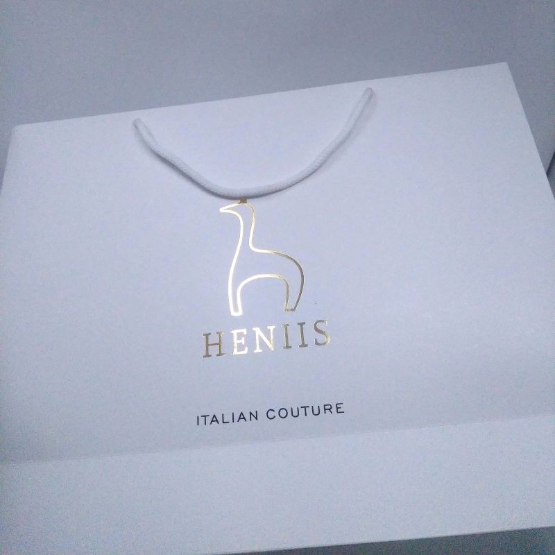 Heniis