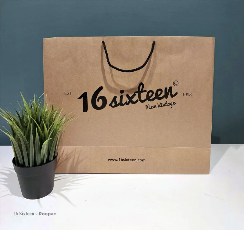 16Sixteen packaging photo 2