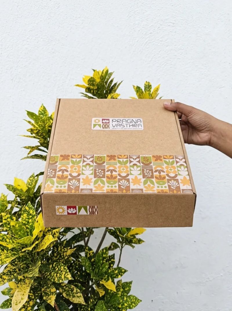 Pragna Vasthra packaging photo 2