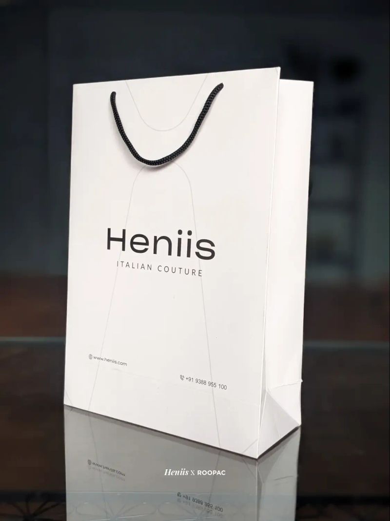 Heniis packaging photo 2